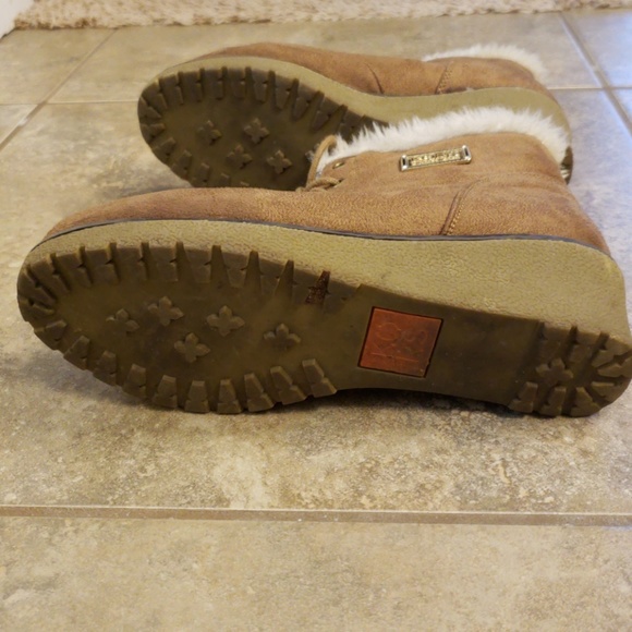 Michael Kors Booties - Picture 2 of 3